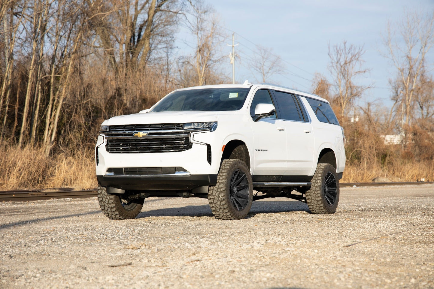 6 Inch Lift Kit M1 Struts Chevy/GMC SUV 1500 4WD (2021-2026) Rough Country