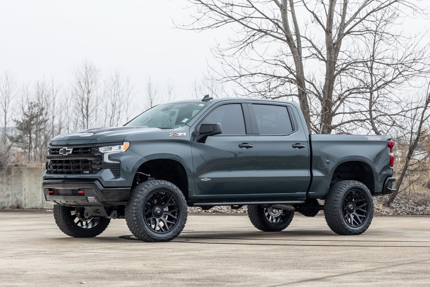 4 Inch Lift Kit AT4/Trailboss Silverado/Sierra 1500 (25-26) Rough Country