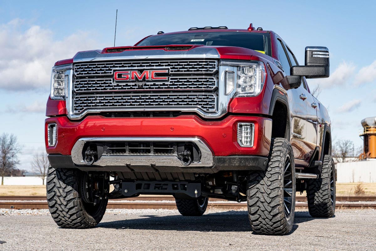 5 Inch Lift Kit NTD M1 w/ Overloads Silverado/Sierra 2500HD/3500HD (20-26) Rough Country