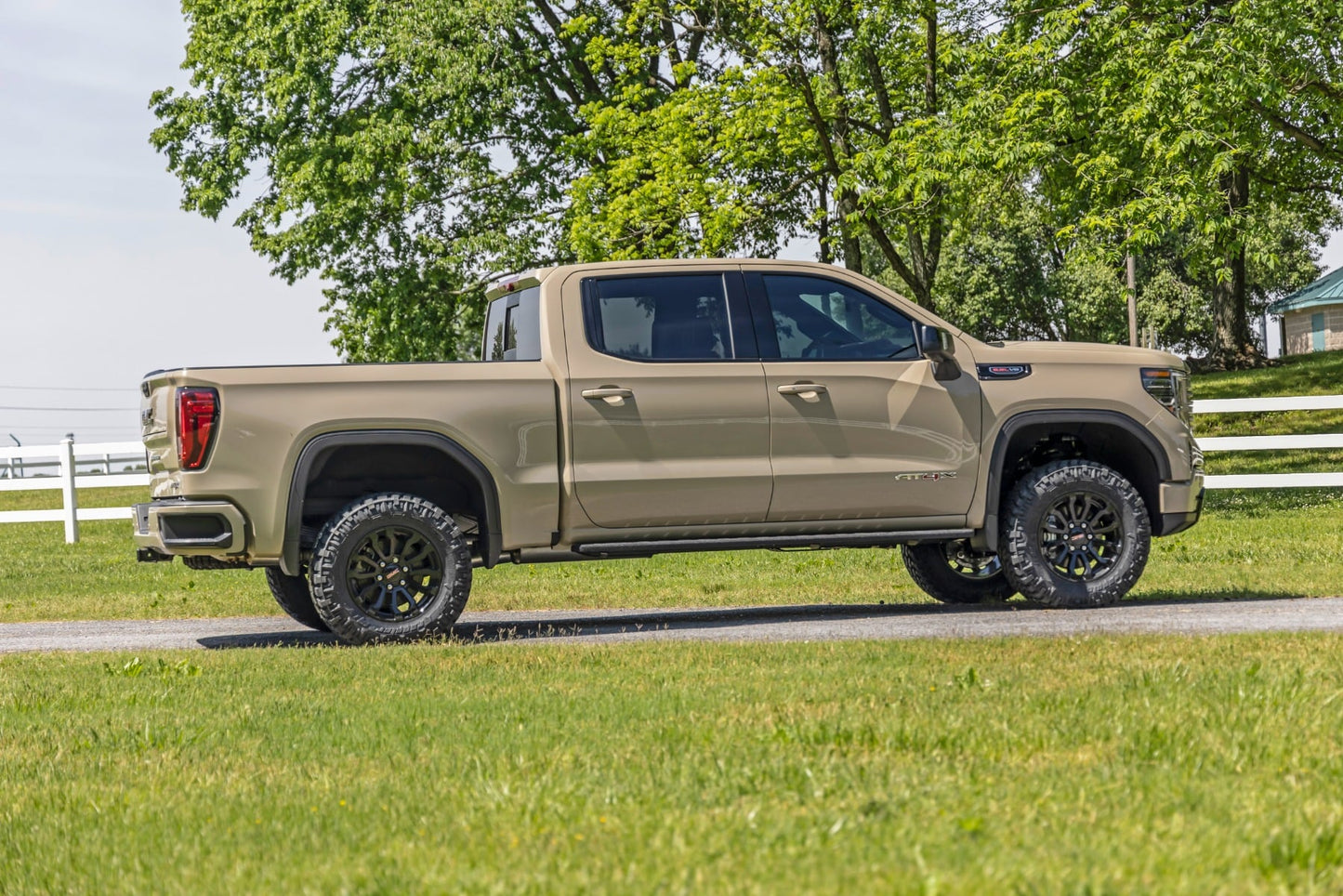 1.5 Inch Leveling Kit AT4X/ZR2 Silverado/Sierra 1500 (22-26) Rough Country