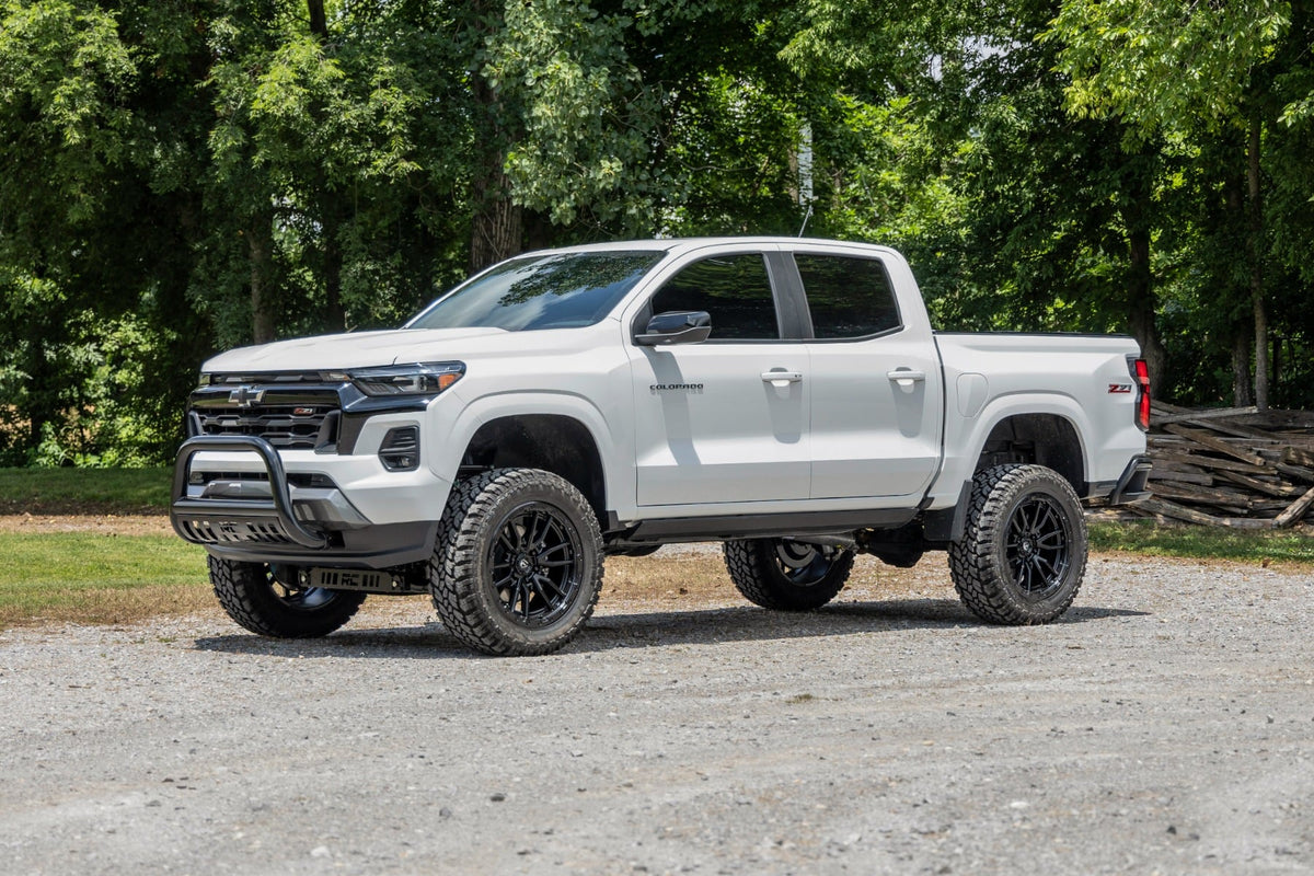 4 Inch Lift Kit N3 Struts Chevy/GMC Canyon/Colorado 4WD (2023-2026) Rough Country