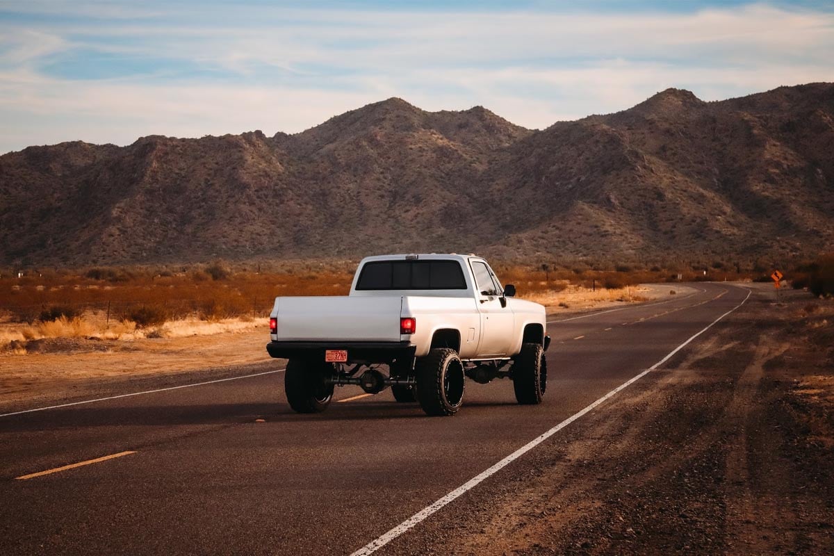 6 Inch Lift Kit Chevy/GMC C10/K10 Truck & SUV/K5 Blazer 4WD (1977-1991) Rough Country
