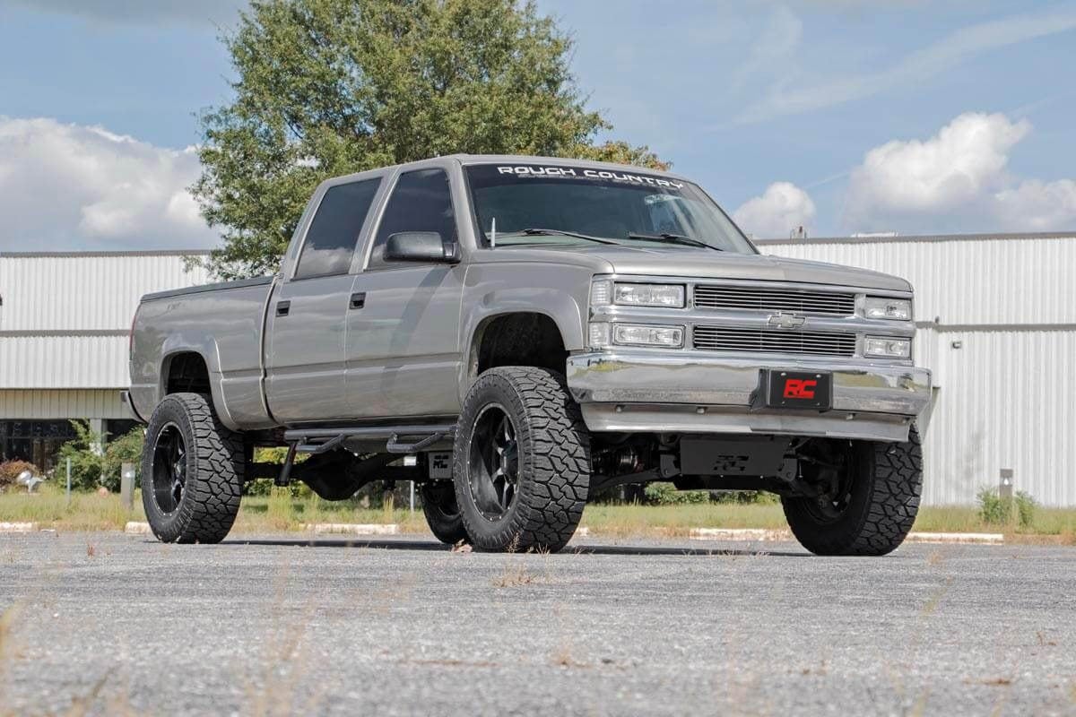 6 Inch Lift Kit 8-Lug M1 Chevy 3/4-Ton Suburban/C2500/K2500 Truck/C3500/K3500 Truck (88-00) Rough Country