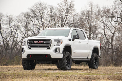 4 Inch Suspension Lift Kit Lifted Struts & V2 Shocks 19-20 19-20 Silverado/Sierra 1500 Trailboss/AT4 4WD Rough Country