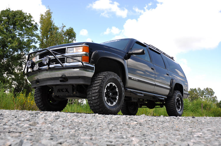 6.0 Inch GM Suspension Lift Kit w/ V2 Shocks Rough Country