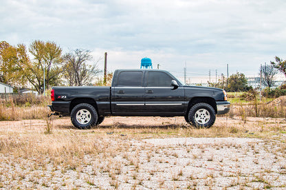 1.5-2 Inch Lift Kit M1 Silverado/Sierra 1500 4WD (1999-2006 & Classic) Rough Country