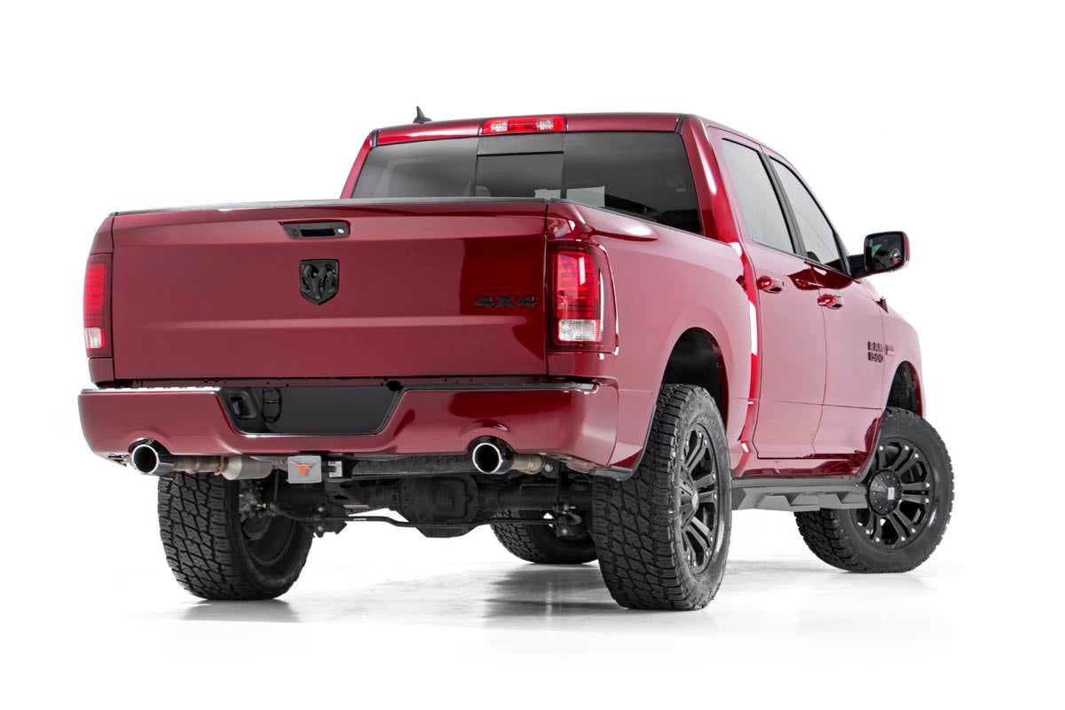 3 Inch Lift Kit M1 Struts/M1 Ram 1500 4WD (2012-2018 & Classic) Rough Country