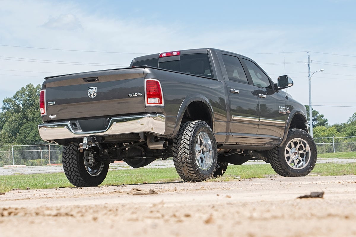 2.5 Inch Lift Kit Diesel M1 Ram 2500 4WD (2014-2018) Rough Country
