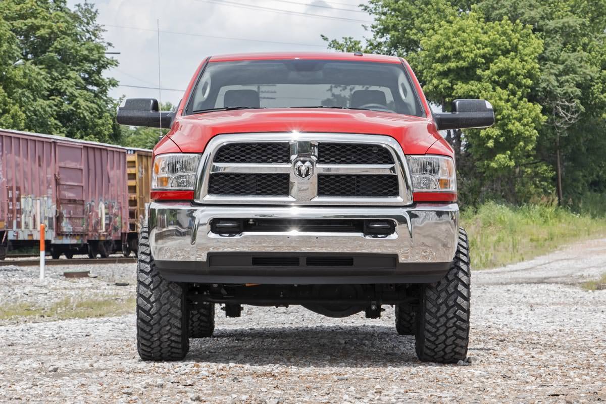 5 Inch Suspension Lift Kit Coil Spacers Radius Drops 14-18 RAM 2500 4WD Rough Country