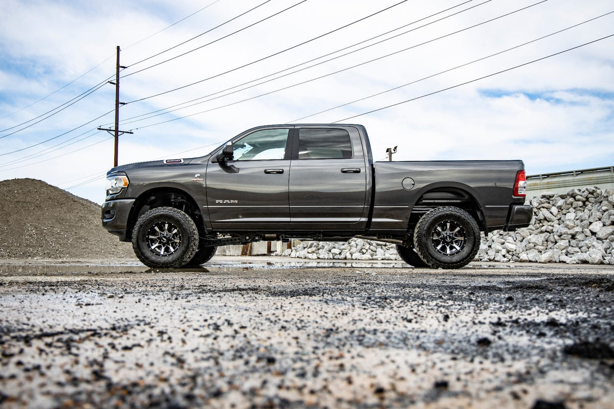 2.5 Inch Leveling Kit RR Coil M1 Ram 2500 (14-26)/3500 (13-26) Rough Country