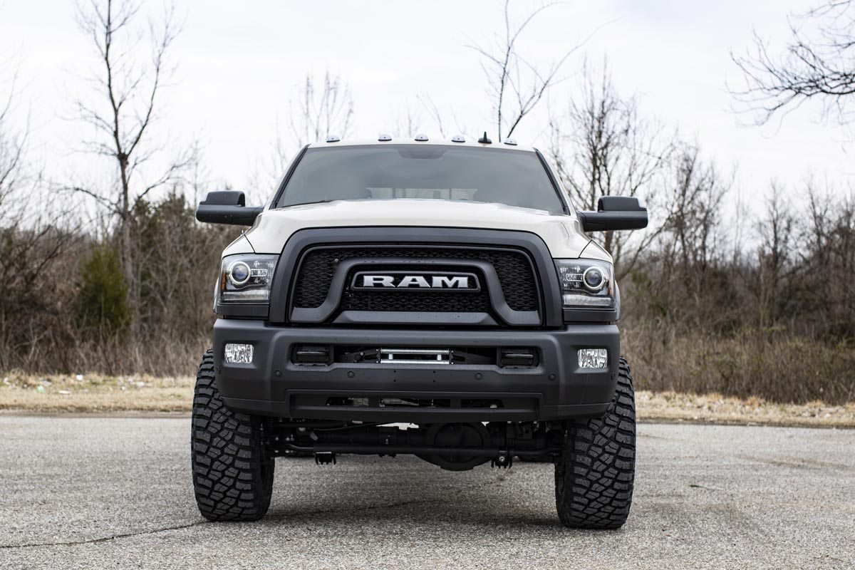4.5 Inch Suspension Lift Kit Coil Springs Radius Arms 14-18 RAM Powerwagon 2500 4WD Gas Rough Country