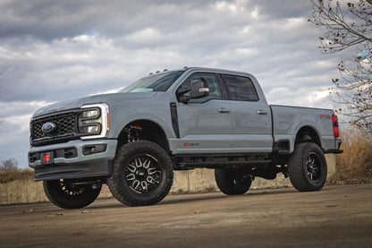 4.5 Inch Lift Kit R/A C/O V2 Ford F-250/F-350 Super Duty 4WD (23-26) Rough Country
