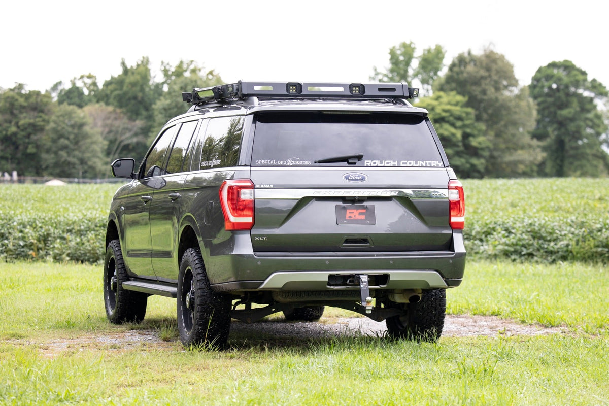 3 Inch Lift Kit UCA M1 Struts Ford Expedition 4WD (2018-2024) Rough Country