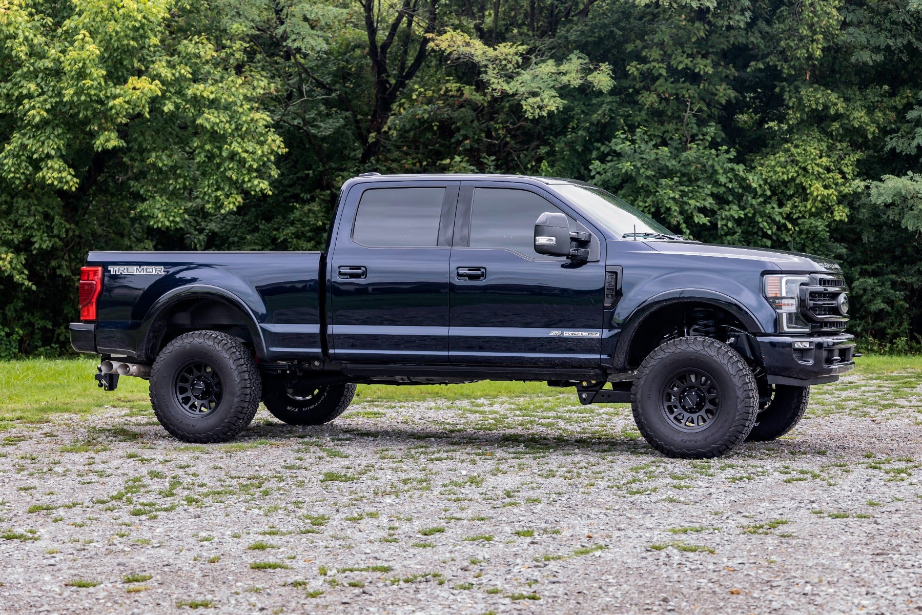 3 Inch Lift Kit Tremor M1 Ford F-250/F-350 Super Duty 4WD (2019-2022) Rough Country