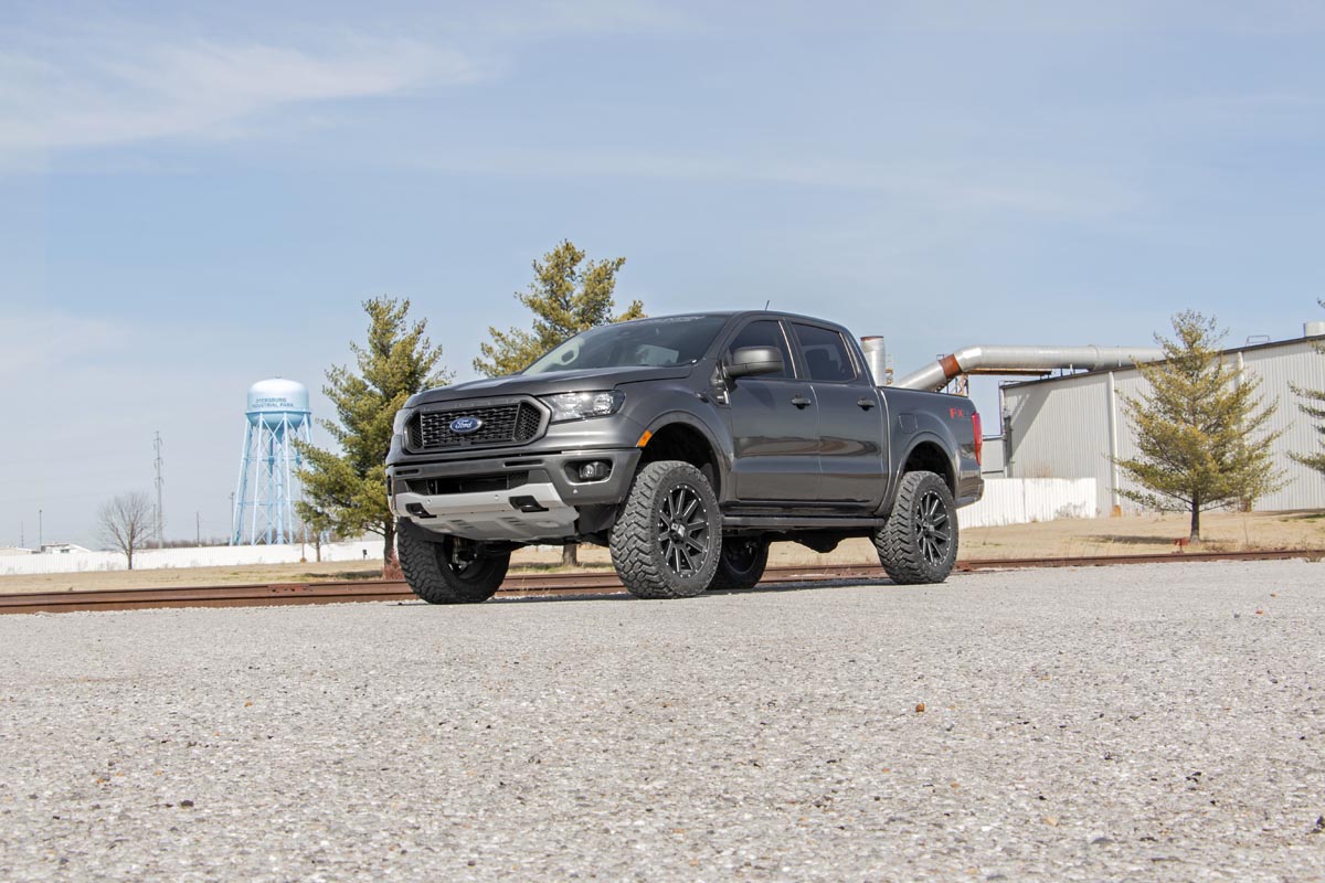 3.5 Inch Lift Kit Forged Alum UCA Cast Steel Knuckles 19-22 Ford Ranger 4WD Rough Country