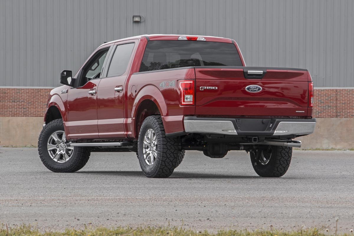 2.0 Inch Ford Front Leveling Strut Kit 14-21 F-150 4WD Rough Country