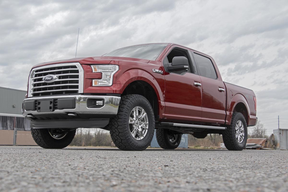 2.0 Inch Ford Front Leveling Strut Kit 14-20 F-150 2WD Rough Country