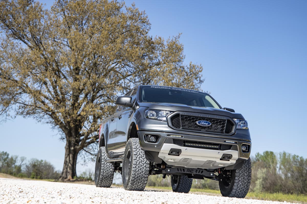 6.0 Inch Ford Suspension Lift Kit w/ N3 Struts (19-20 Ranger 4WD) Rough Country