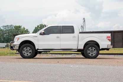 3 Inch Lift Kit M1 Struts Red Ford F-150 4WD (2009-2013) Rough Country
