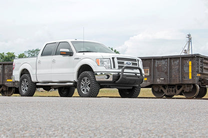 3 Inch Lift Kit M1 Struts Ford F-150 4WD (2009-2013) Rough Country