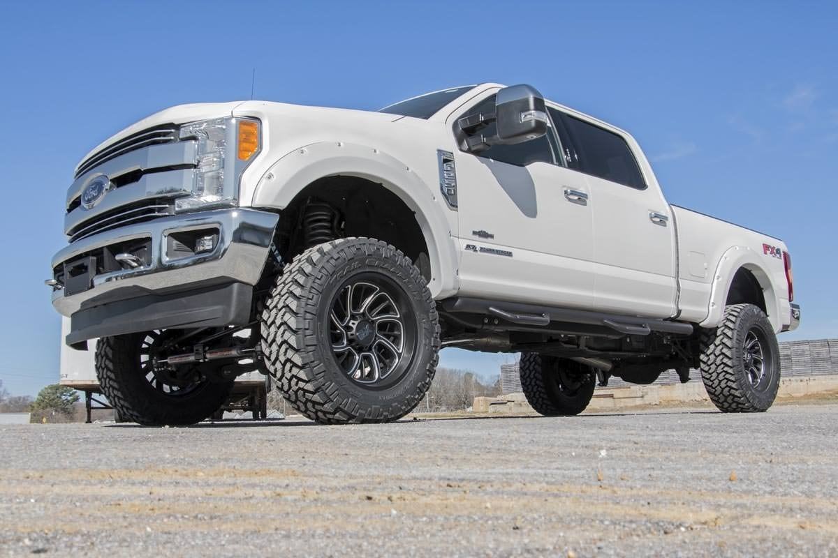 4.5 Inch Lift Kit C/O V2 F-250 Ford F-250/F-350 Super Duty 4WD (2017-2022) Rough Country