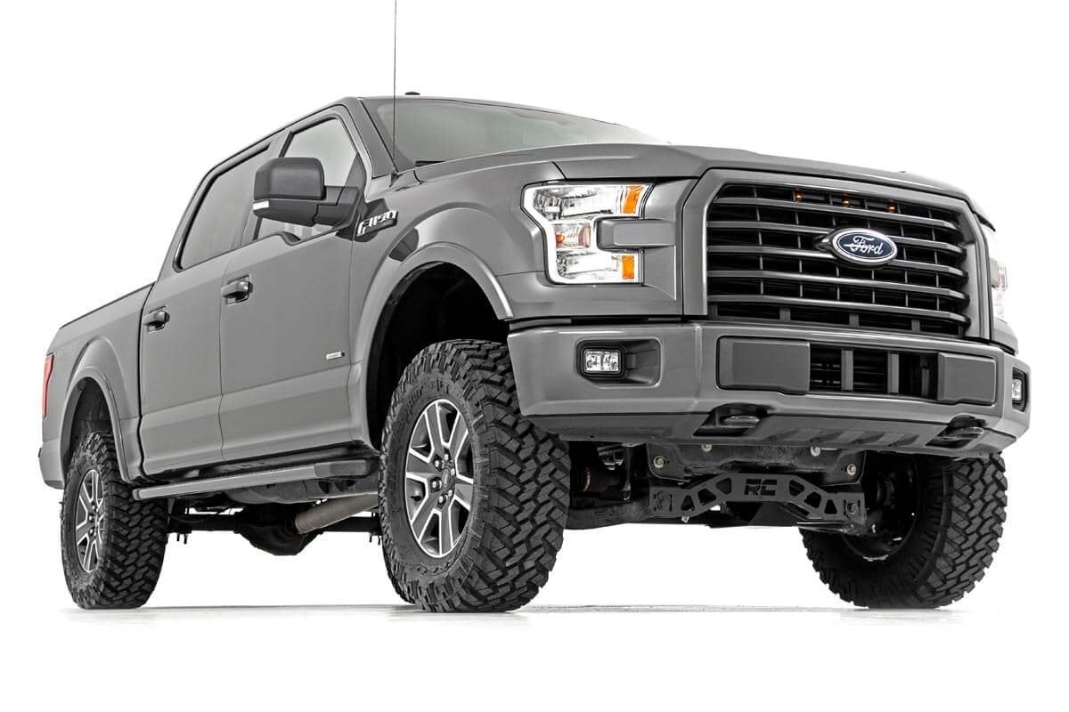 4 Inch Lift Kit M1 Struts/M1 Ford F-150 4WD (2015-2020) Rough Country