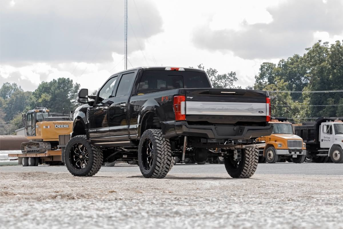 6 Inch Lift Kit R/A No OVLD M1 Ford F-250/F-350 Super Duty 4WD (17-22) Rough Country