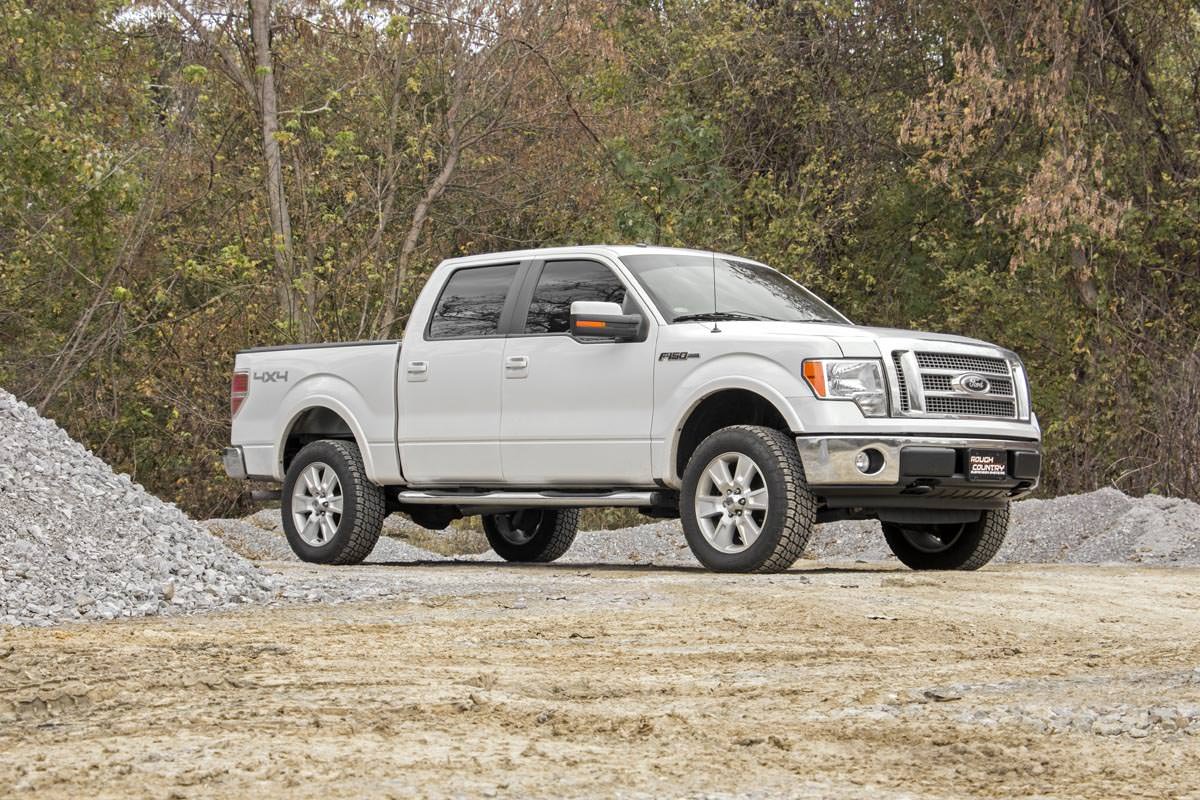 2 Inch Leveling Billet Strut Extensions 09-13 F-150 Red Rough Country