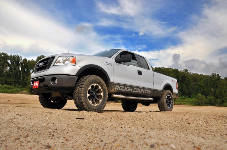 2 Inch Ford Strut Leveling Kit w/N3 Shocks 04-08 F-150 Rough Country