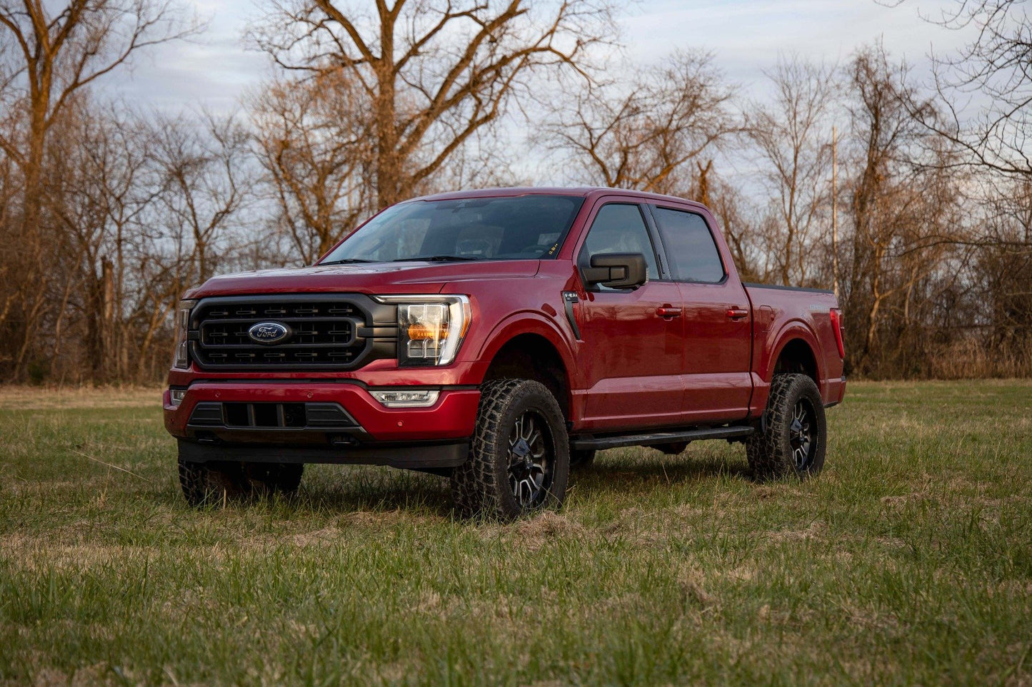 F-150 3 Inch Lift Kit Bolt On w/Vertex 2021 F-150 4WD Rough Country