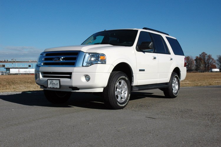 2.5 Inch Leveling Lift Kit 03-13 Ford Expedition Rough Country