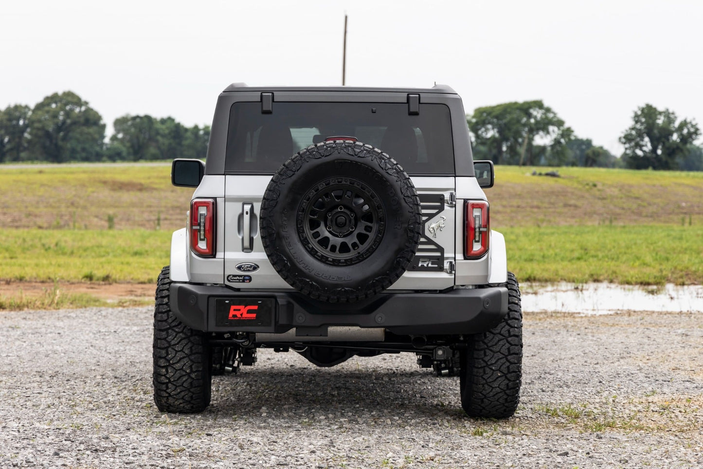 2 Inch Lift Kit M1 Lifted Struts Ford Bronco 4WD (2021-2025) Rough Country