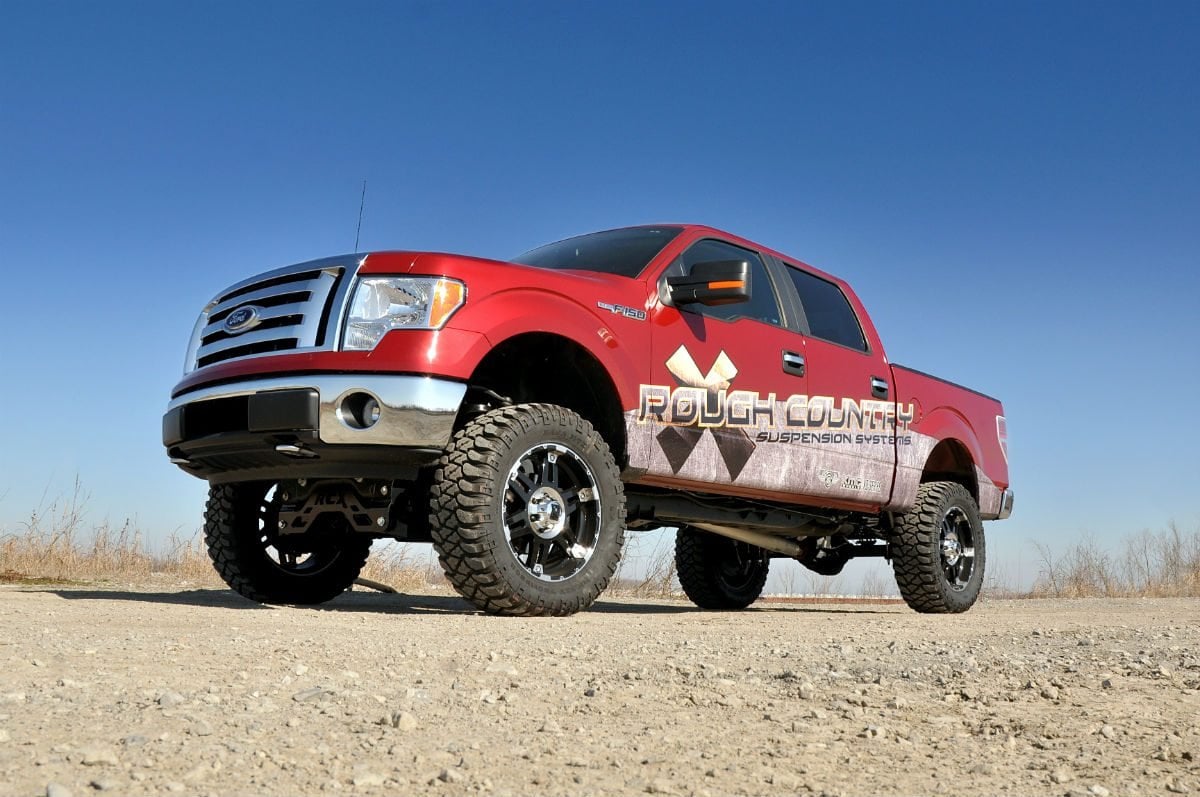 6 Inch Lift Kit M1 Struts/M1 Ford F-150 4WD (2009-2010) Rough Country