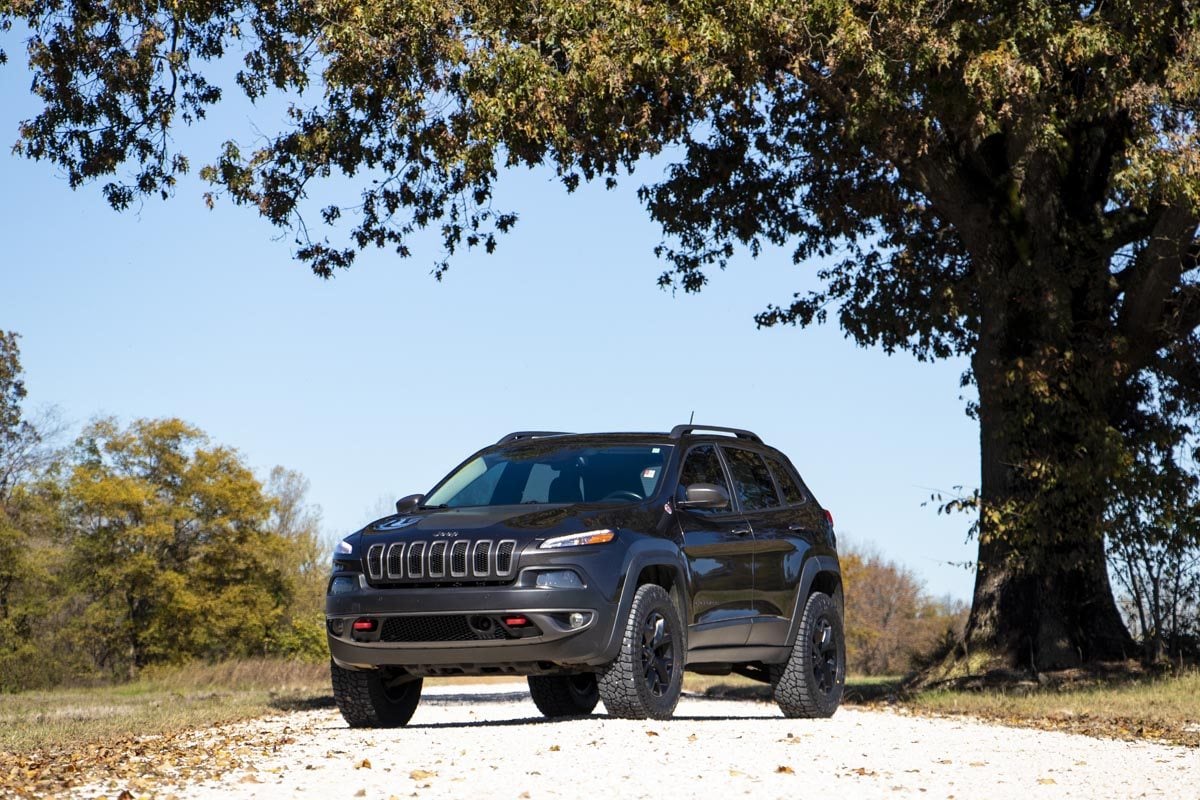 2 Inch Leveling Lift Kit Jeep Cherokee KL 2WD/4WD (2014-2023) Rough Country
