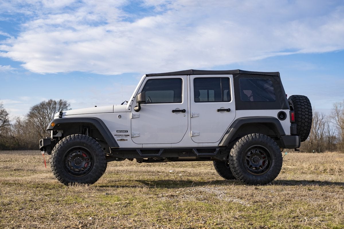 3.25 Inch Lift Kit M1 Jeep Wrangler Unlimited 2WD/4WD (2007-2018) Rough Country