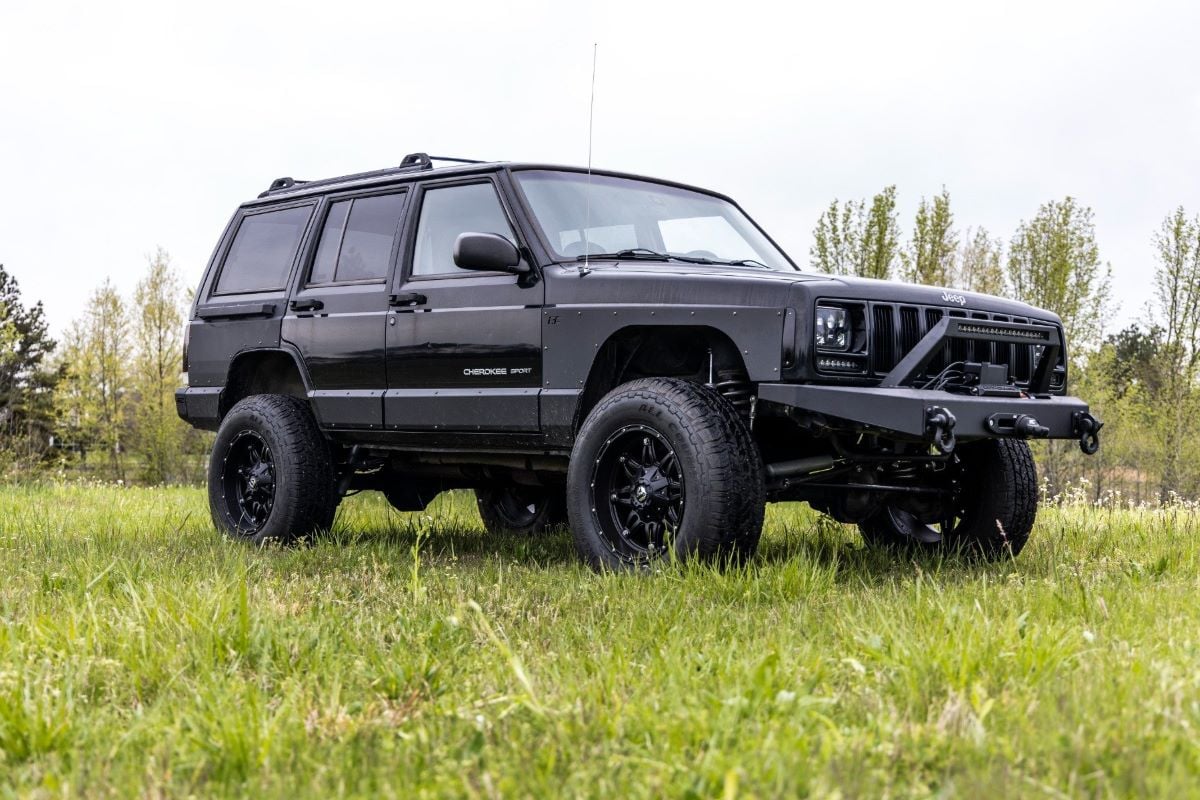 3 Inch Lift Kit Rear AAL M1 Jeep Cherokee XJ 2WD/4WD (1984-2001) Rough Country