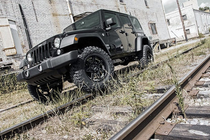 2.5 Inch Lift Kit Coils M1R Jeep Wrangler Unlimited 2WD/4WD (2007-2018) Rough Country