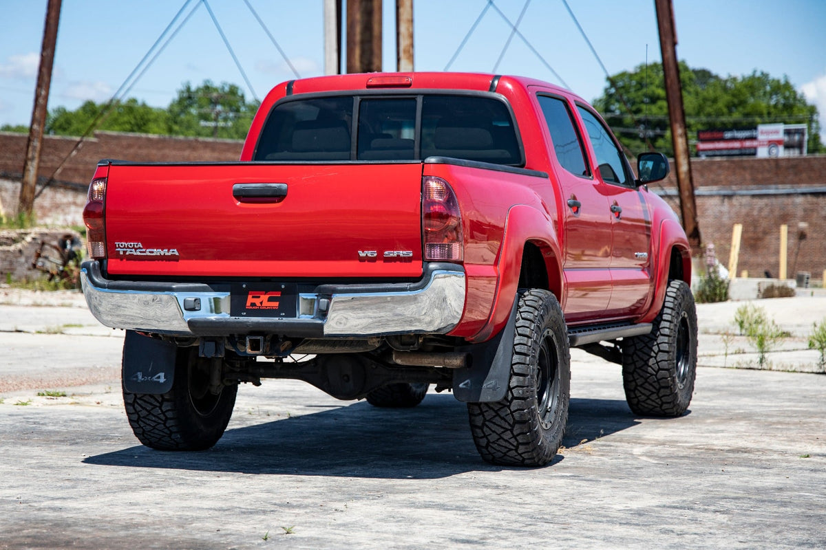 3.5 Inch Lift Kit Vertex Red Toyota Tacoma 2WD/4WD (2005-2023) Rough Country