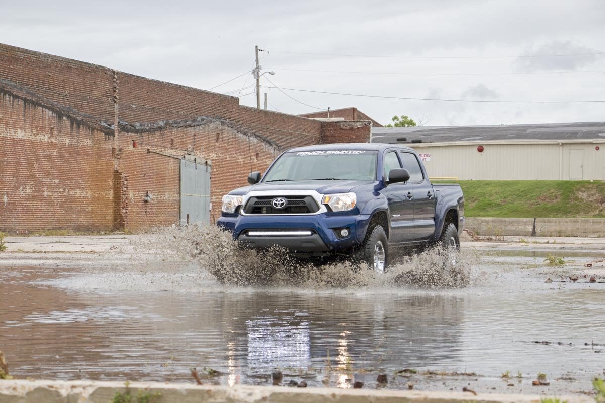 3 Inch Lift Kit Toyota Tacoma 2WD/4WD (2005-2023) Rough Country