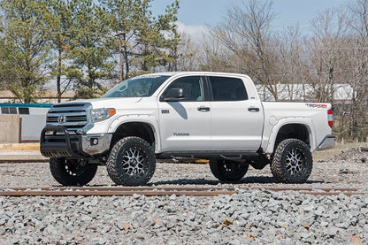 6 Inch Lift Kit M1 Struts/M1 Toyota Tundra 4WD (2016-2021) Rough Country