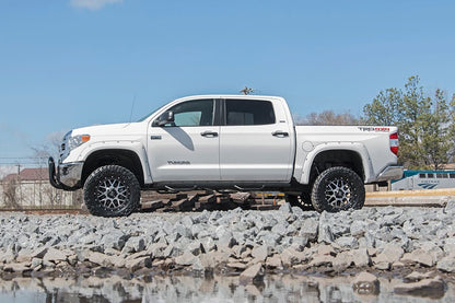 6 Inch Lift Kit M1 Struts/M1 Toyota Tundra 4WD (2016-2021) Rough Country