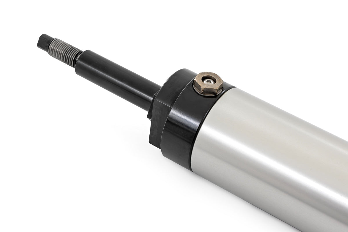 V2 Rear Shocks 2-4 Inch Toyota 4Runner 4WD (2025-2026) Rough Country