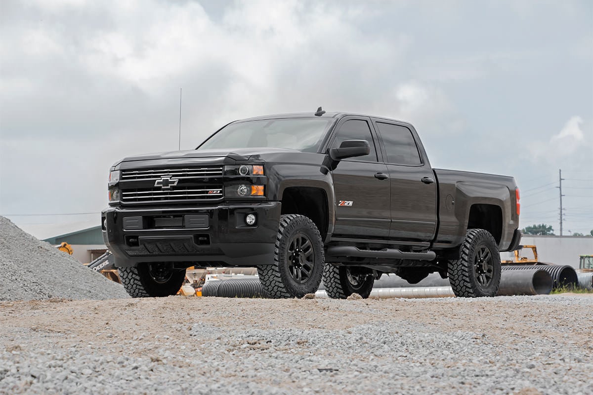 3.5 Inch Lift Kit Vertex w/ Overloads Red Silverado/Sierra 2500HD/3500HD (11-19) Rough Country