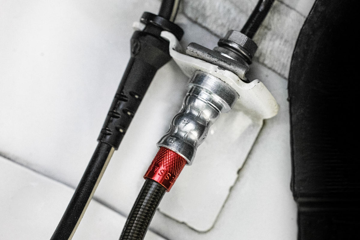 Braided Stainless Steel Brake Lines (Set of 2) Rear Fits Audi A3 Quattro 06-13, A3 06-13 VW Golf R 12-13, Eos 07-16, R32 08, GTI 06-14, CC 09-17, Beetle 12-19, Rabbit 06-09, Jetta 05-18, Golf 10-14, Passat 06-13 APR
