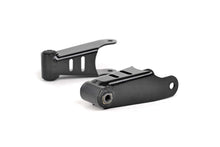 Lowering Shackles 1.5 Inch Silverado/Sierra 1500 (99-18 & Classic) Rough Country